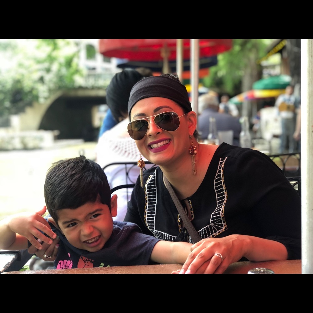 Meet your Posher, Vanessa